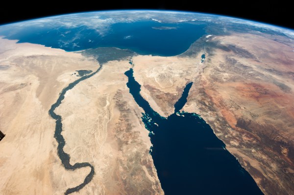 ISS035-E-007148_Nile_-_Sinai_-_Dead_Sea_-_Wide_Angle_View