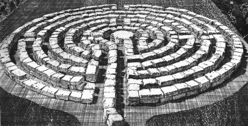 1599px-Labyrinth_28